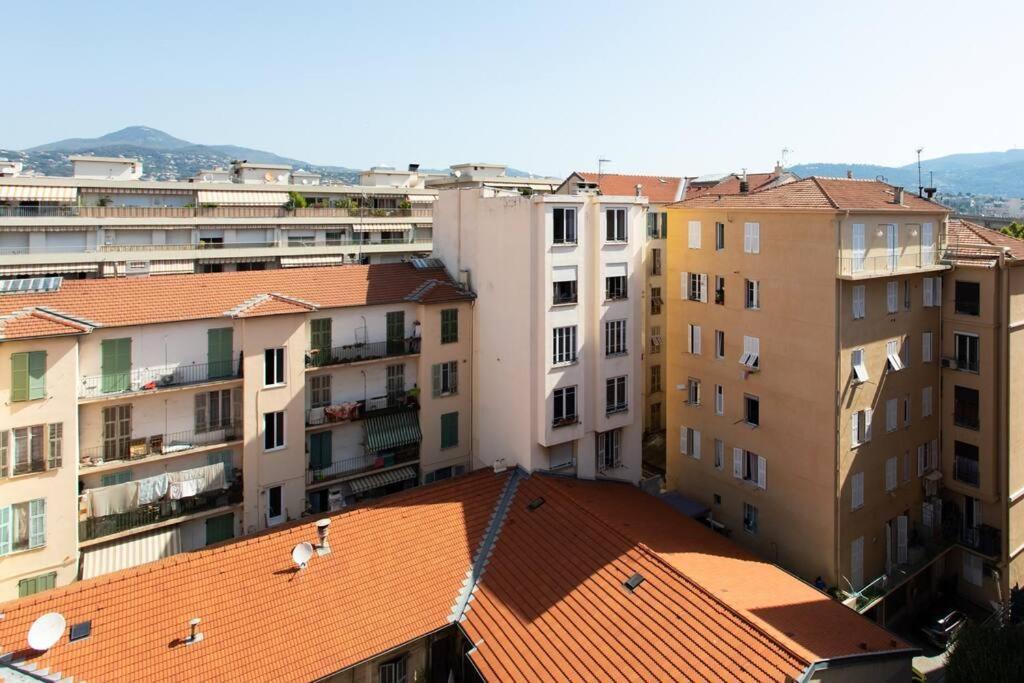 L41 Suite Paladium 8Pax 4Rooms Balcony Wifi Ac Nisa Exterior foto