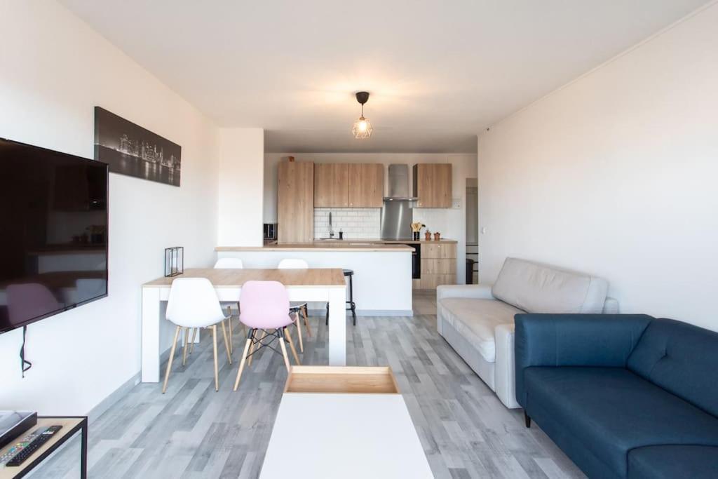 L41 Suite Paladium 8Pax 4Rooms Balcony Wifi Ac Nisa Exterior foto