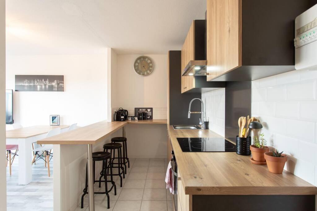 L41 Suite Paladium 8Pax 4Rooms Balcony Wifi Ac Nisa Exterior foto