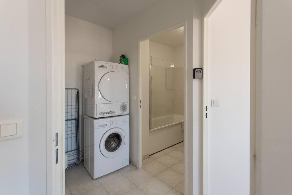 L41 Suite Paladium 8Pax 4Rooms Balcony Wifi Ac Nisa Exterior foto